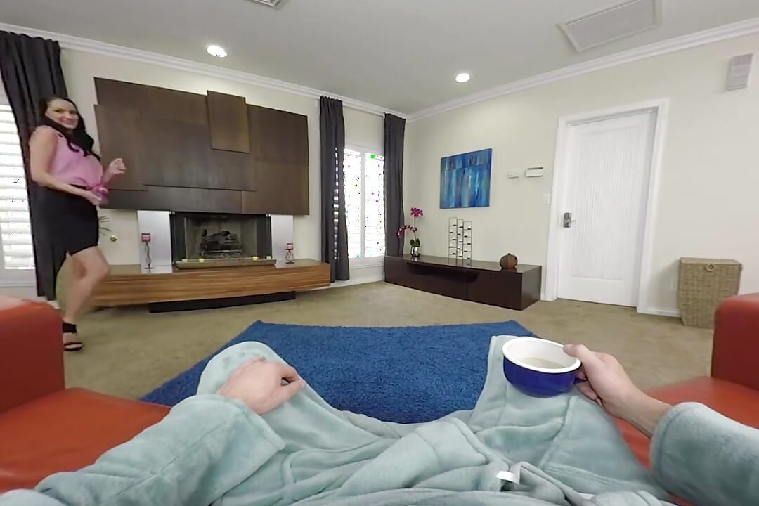 Amerikalı hayaller Sofi Ryan bakış açısı vr eyleminde sikini gerçek gibi sikiyor ve emiyor