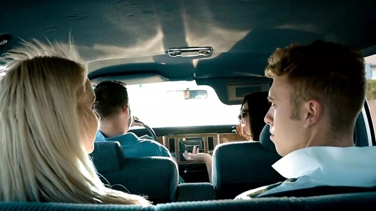 Myfamilypies - aile tatili bölüm 1'de sinsi sikiş festivali