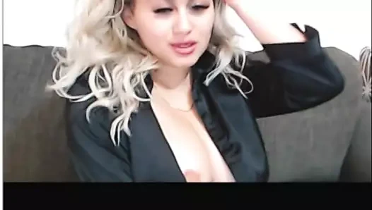 Sıcak büyük memeler sarışın emmek parmak ve ayaklar fetiş