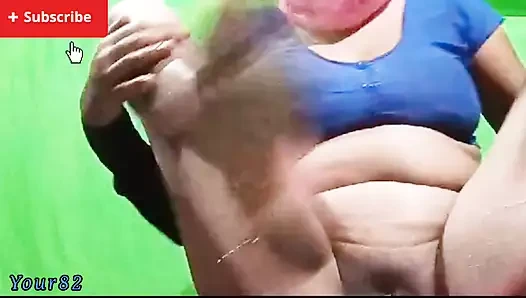 Mast Mast started rubbing tits and nipples and fingering pussy because no fucking Indian woman neighbor bhabhi