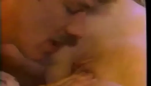 Ateşli randy hatun amını siktiriyor
