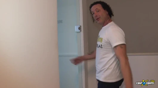 Terli pompalardan dizleri ağrıyor (tam film)