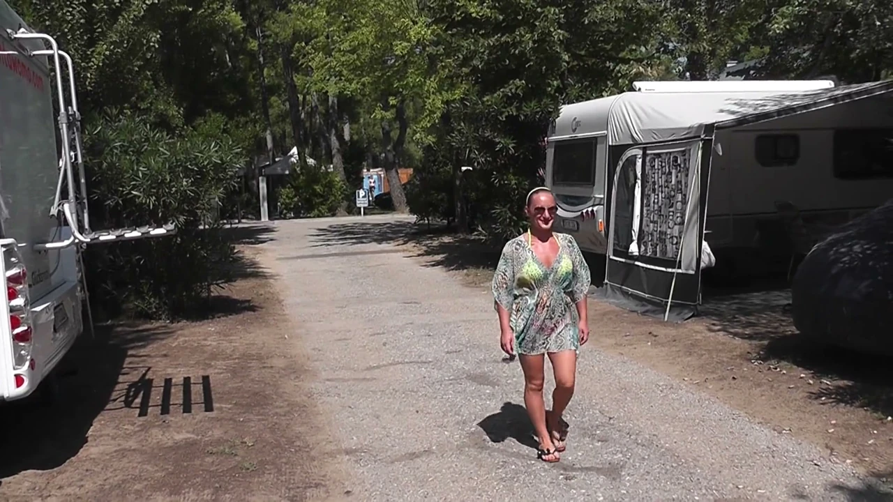 Camping slut and the stranger’s cock !!