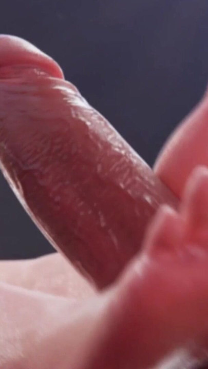 Sarışın baştan çıkarma: şehvetli bir ayakla muamele ve derin tatmin - sansürsüz hentai | Klip 1