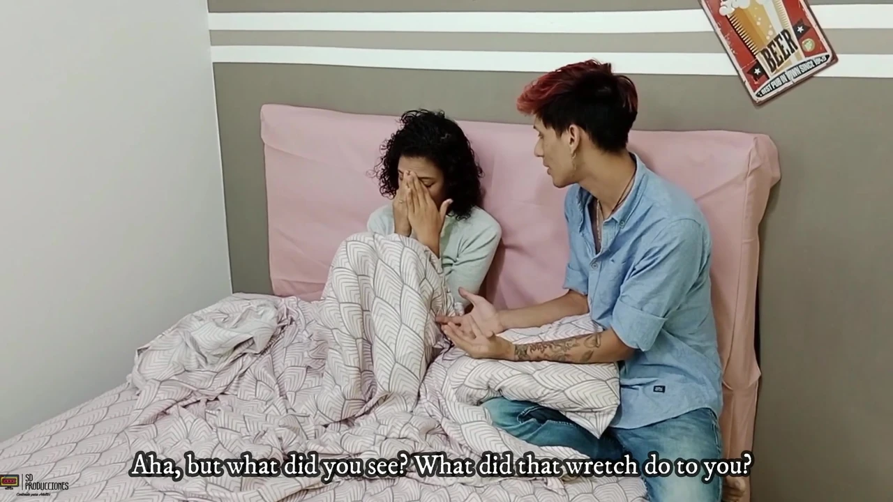 मेरा सौतेला भाई मेरे व्यभिचारी पति के पूर्व प्रेमी के साथ भी मेरी मदद करता है - स्पेनिश में पोर्न