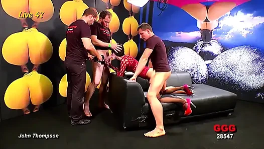 Beş Azgın Amigo Sürtük Lezbiyen Grup Sekste Yumruk Sokuyor Ve Fışkırtıyor!