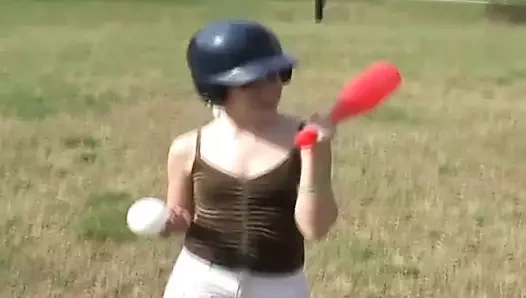 gel benimle evcilik oyna