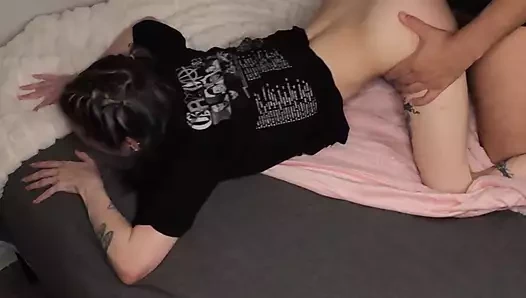 Üvey erkek kardeşime kiranın yarısını borçluyum