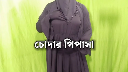 Hintli güzel tesettürlü Müslüman çift sikişmeye susamış