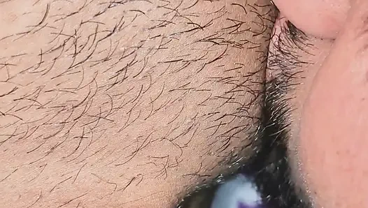 Chhoti bah#n ki chut chat ke pani nikal dia aaj hiandi audio