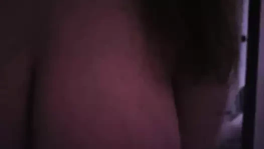 Büyük doğal zıplayan memeler