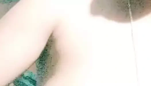 Desi köy yenge büyük göğüsler