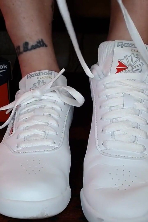 Ayak parmaklarını sallıyor reebok prenses spor ayakkabılar