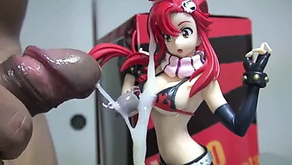 Yoko figürü bukkake