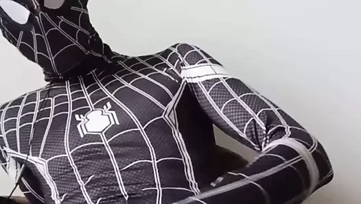 Twink spiderman yakalandı Mastürbasyon onun büyük horoz
