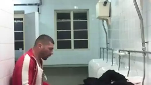 Bir umumi tuvalette bir quicky