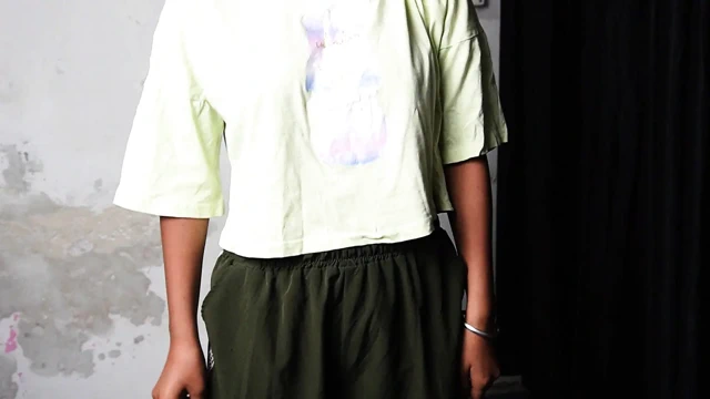 Güzel üvey kız kardeş üvey erkek kardeşi HIndi Audio ile seks yapıyor