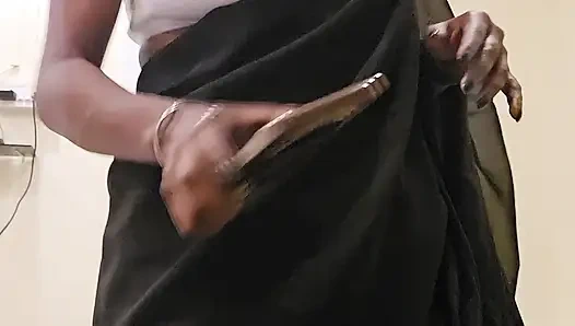 Ablam kızdı, tek kişilik yatağı paylaştık, tam Hintçe ses