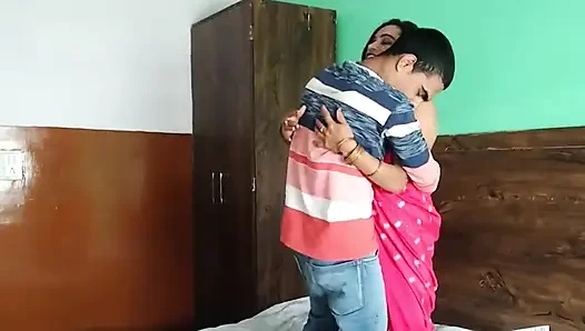 Dans etmeye gitti ve madamı sikiyor