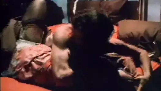 Klasik sarışın gets aç seks