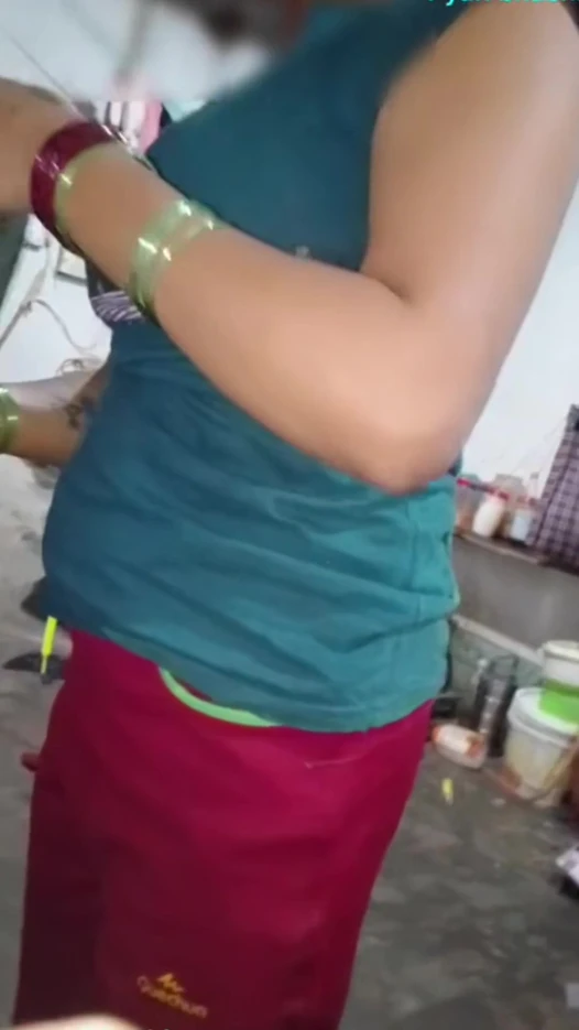 Yeni evli baldızın penisi elinden su aldı, desi seksi video, seksi video, seks videosu.