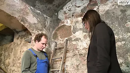 Sex Behoerde 3: Scene 4 hot brunette does anal