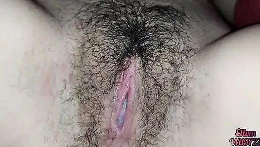 Çarşaf altındaki üvey kız kardeşle kötü oyunlar