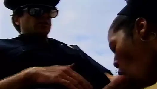 abanoz bebeğim alır assfucked ve iğne yapmak üzerinde