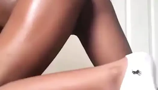 Coolie Torontolu kız polo sox'ta twerk yapıyor