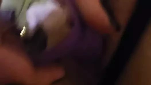 Sırılsıklam ıslak büyük klitoris fışkırtıyor