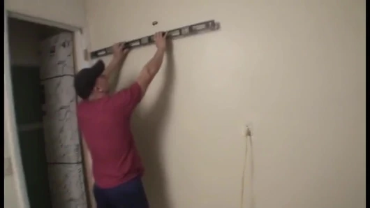 Evde üvey oğlumla yalnızım!