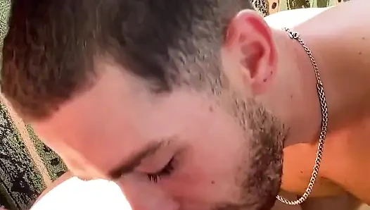 Derin Boğazlı İyi Ağız