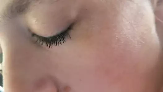 Arkadaşlar karısının bir yolculuğa ihtiyacı var