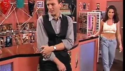 Şanslı mağaza müdürü sikikleri