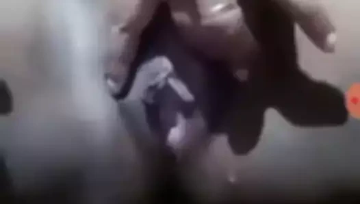 Randi ne chut fadi apne janu ke liye