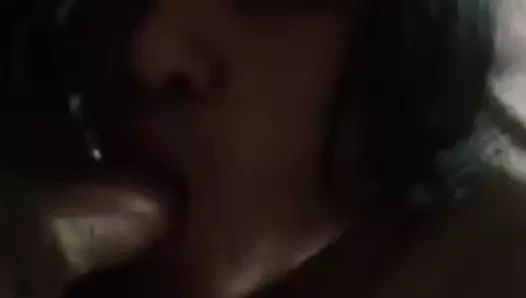 amcamın sikini emiyor