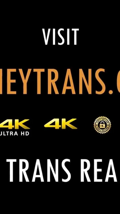 Büyük Yaraklı Siyah Trans Lia Dotada Tek Başına Boşalmaya İhtiyaç Duyuyor | Clip 3