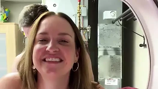 Kurutucuya sıkıştım, sikildim ve dölle doldum!