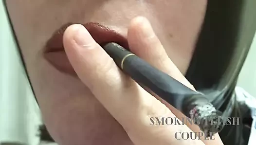 Solo Smoking - What does smoking fetishists do in their intimacy?