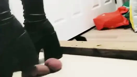 Diz Üstü Botlar Demonia