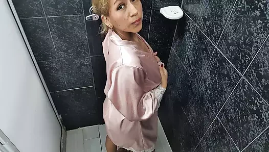 Gel benimle duşa gel love