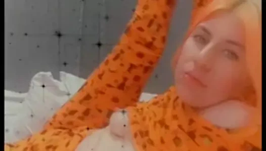 Başparmağımı ve ayak parmaklarımı emmek