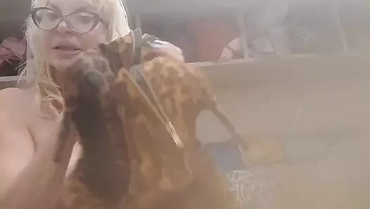 Manya götlü topuklu çizmeler