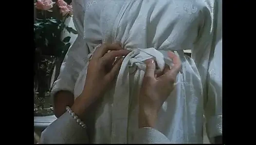 Sarah Young filmde: seksi ajan prima parte - (orijinal tam film kesilmemiş)