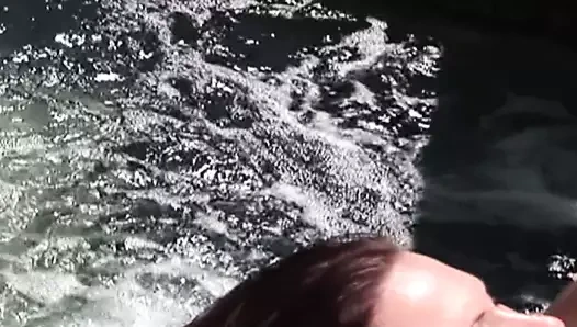 Wunderbarer Anal Fick neben dem Pool