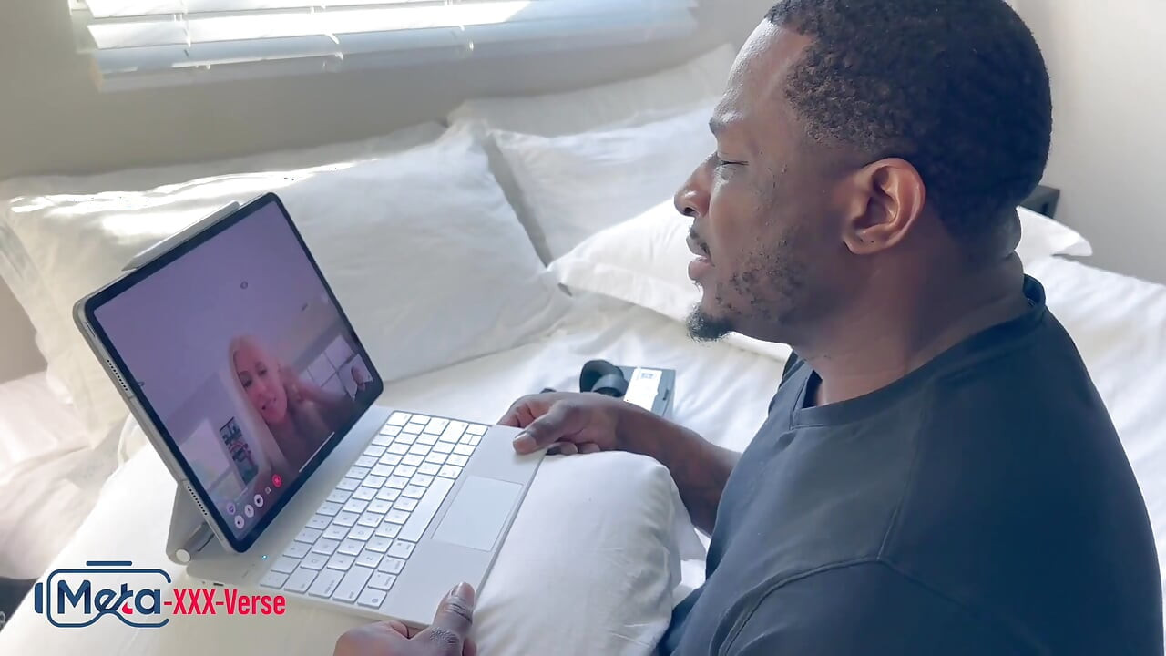 Vr meta-xxx-verse ep9 - rob piper vr seksi orta yaşlı seksi kadın sipariş ediyor