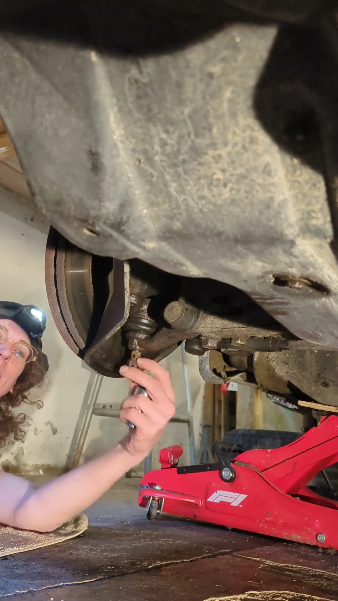 Mechanic Naked on My Car