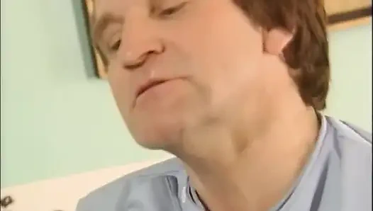 Seksi sarışında büyük olgun yarak