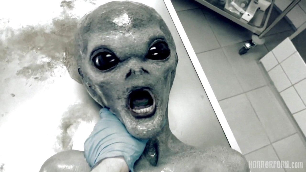 HORRORPORN - Roswell UFO