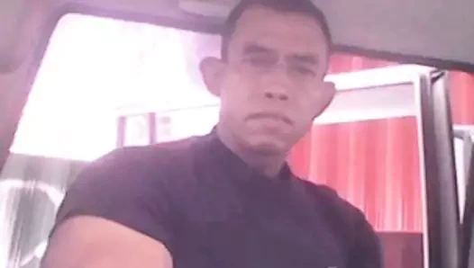 Endonezya vücut geliştirmeci baba solo